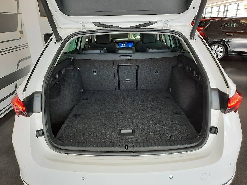 Škoda Octavia (2024) Combi Selection 2.0 TDI (110kW - fotka 25 z 27