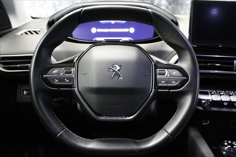 Peugeot 5008 1,5 HDi 1.majitel CZ 7 míst - fotka 17 z 35