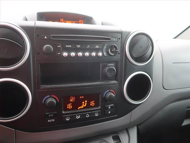Citroën Berlingo (2016) XTR 1.6 BlueHDi, 5Míst, ČR - fotka 12 z 15