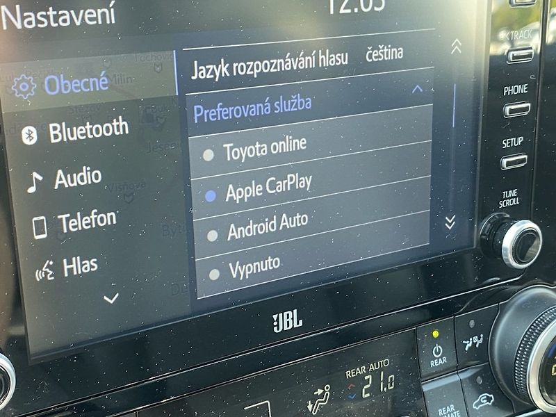 Toyota Highlander 2.5HSD, tažné, panorama, JBL - fotka 12 z 15