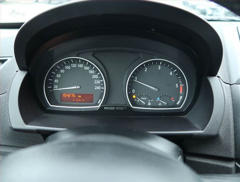 BMW X3 (2006) 2.0d, 4X4, Xenony - fotka 11 z 15