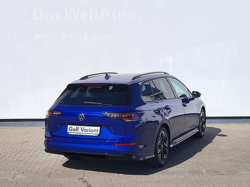 Volkswagen Golf Variant (2026) R-Line People 1,5 eTSI-nové - fotka 2 z 27