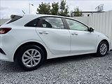 Kia Ceed 1,0 T-GDi FRESH DPH 1.maj. ČR - náhled 17
