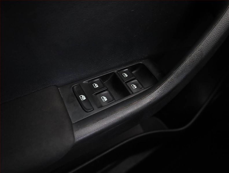 Škoda Fabia (2017) 1.4 TDI, Serv.kniha - fotka 13 z 16