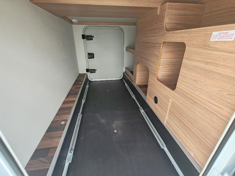 Weinsberg CaraCore (2026) 700 MEG - AKČNÍ NABÍDKA - fotka 9 z 18