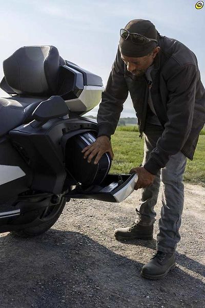 Can-Am Spyder F3-S (2026) Spyder F3 LTD, MY2026 - fotka 3 z 8