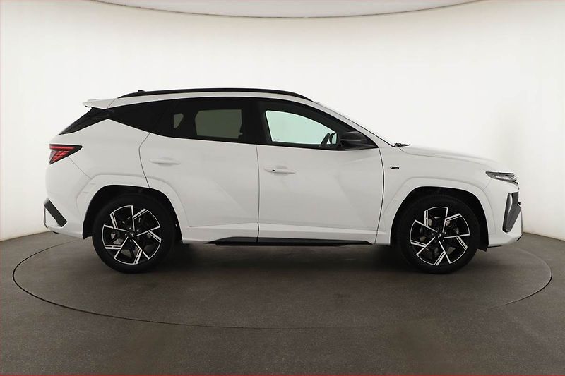 Hyundai Tucson (2025) 1.6 T-GDI, N-LINE, AUTOMAT - fotka 6 z 20