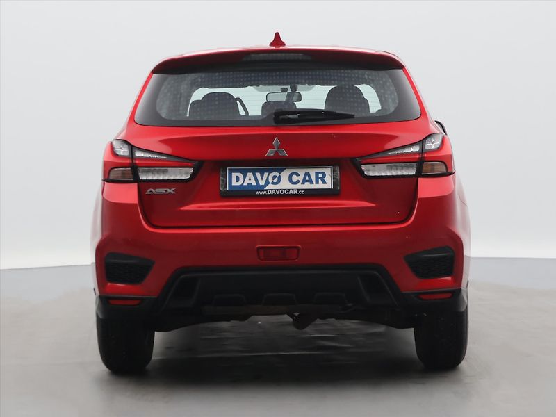 Mitsubishi ASX 2,0 Smart Mivec 110kW CVT CZ - fotka 6 z 32