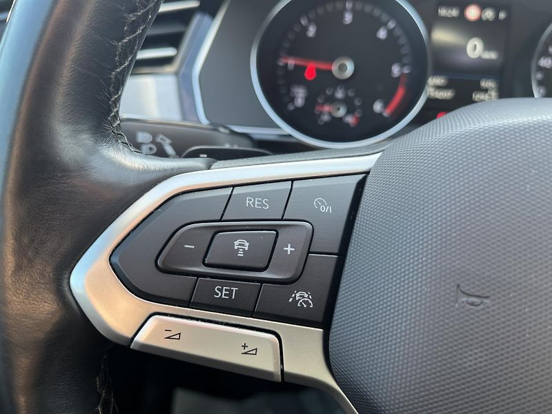 Volkswagen Passat Elegance 2.0 TDI 110 kW DSG Va - fotka 15 z 24