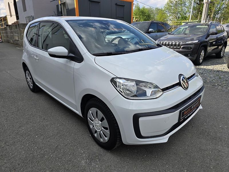 Volkswagen up! CNG KAMERA + DIGIKLIMA ČR - fotka 2 z 27