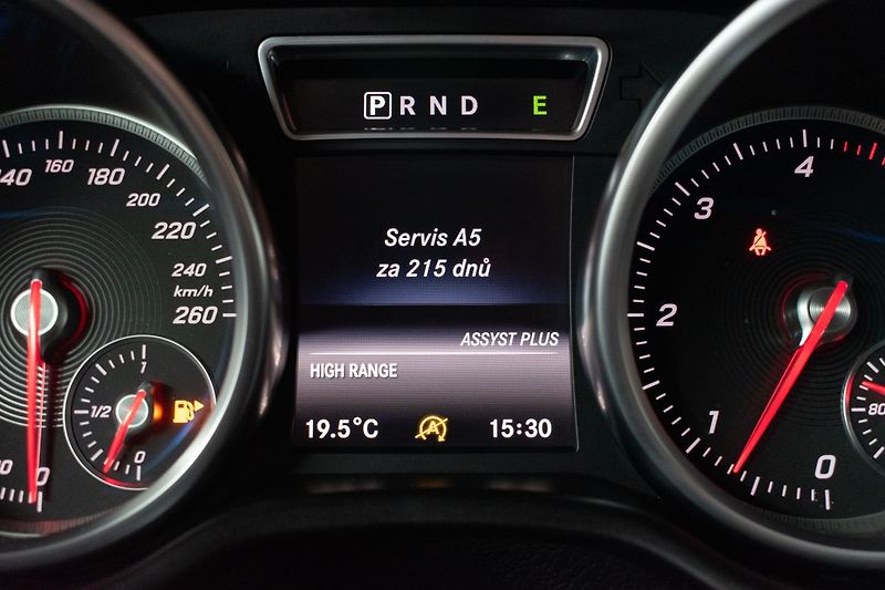 Mercedes-Benz Třídy G 350d TAŽNÉ*EXCLUSIVE*ALCANTARA - fotka 23 z 42
