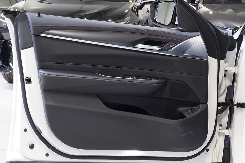 BMW Řada 6 640i Xdrive,ČR,1.MAJ,DPH - fotka 17 z 32