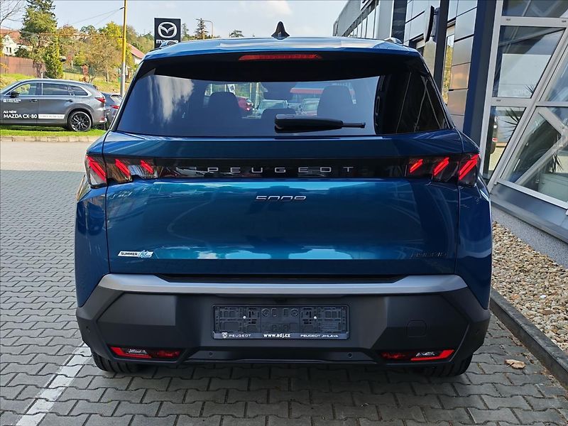 Peugeot 5008 (2026) GT Hybrid 145 e-DCS6 - fotka 9 z 18
