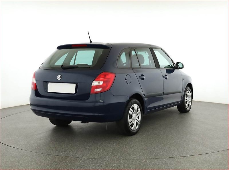 Škoda Fabia (2013) Ambition 1.2 TSI - fotka 5 z 15