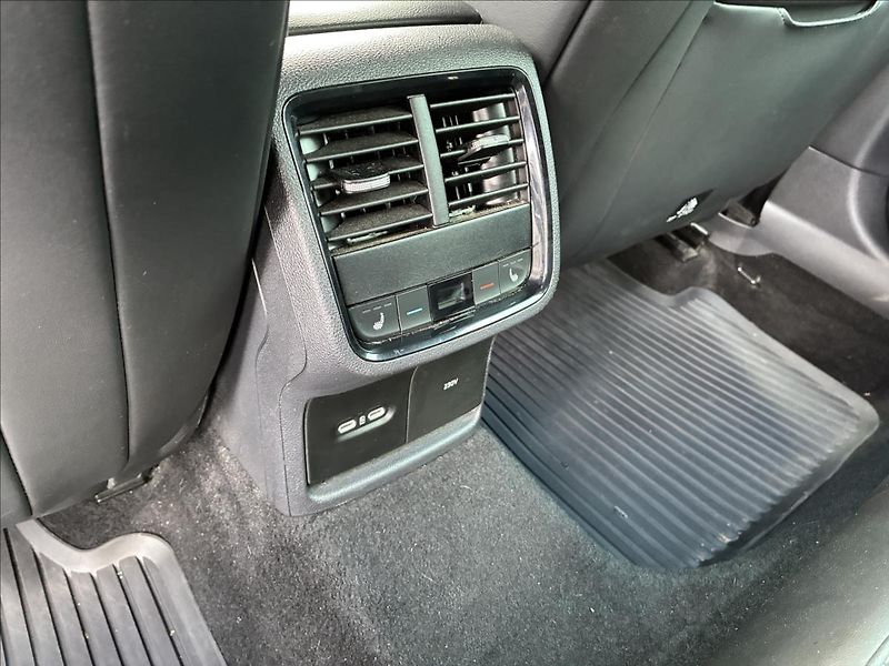 Škoda Octavia 2,0 RS,CHALLENGE,TAŽNÉ,KŮŽE - fotka 14 z 38