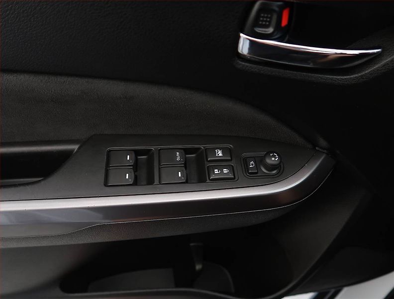 Suzuki Vitara (2021) 1.4 BoosterJet, digi klima - fotka 22 z 22