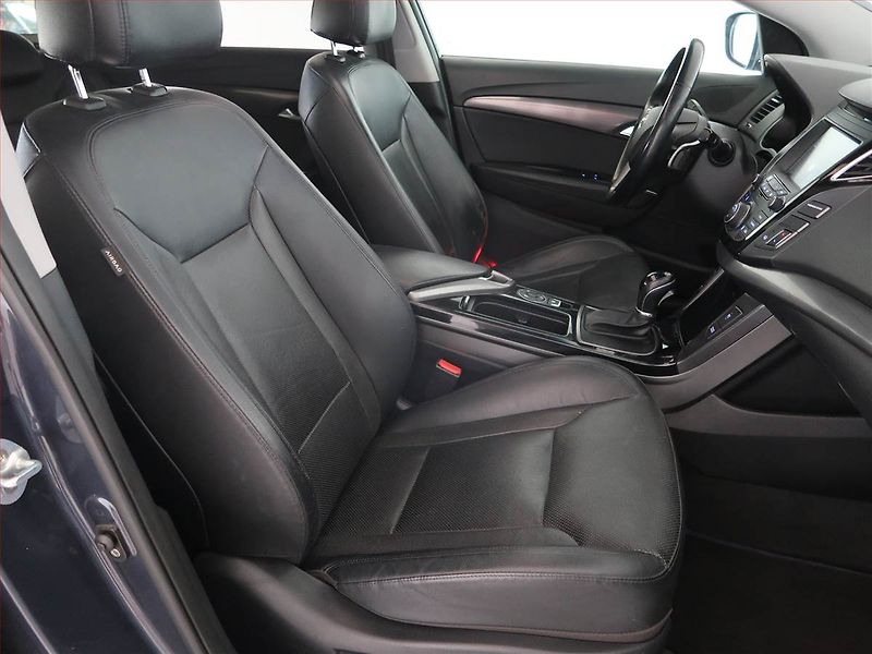 Hyundai i40 (2018) 1.7 CRDi, Automat, Navi - fotka 9 z 23