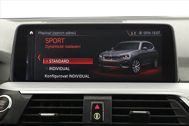 BMW X3 (2019) xLine xDrive20i - fotka 14 z 21