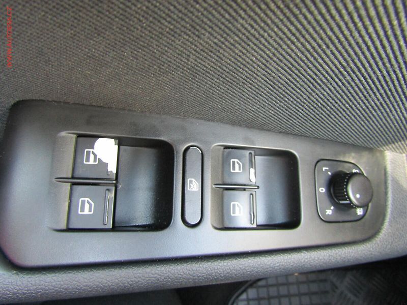 Škoda Superb (2009) 2.0TDi, ČR, Xenon, AC - fotka 12 z 23