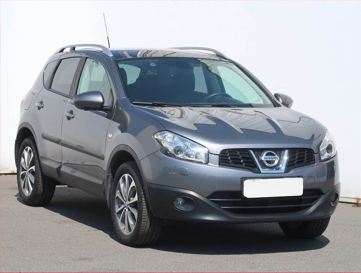 Nissan Qashqai 2.0, Automat, ČR,1.maj