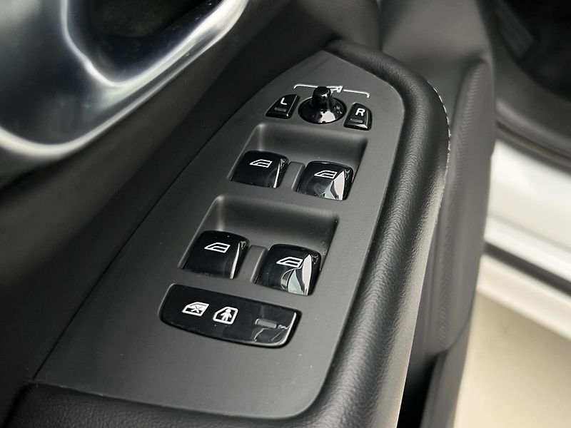 Volvo XC90 B5 AWD BRIGHT PLUS AUT 7 MÍST  - fotka 47 z 50