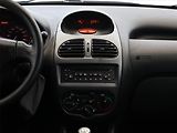 Peugeot 206 (2008) 1.4 HDI, nová STK, Tažné - náhled 9