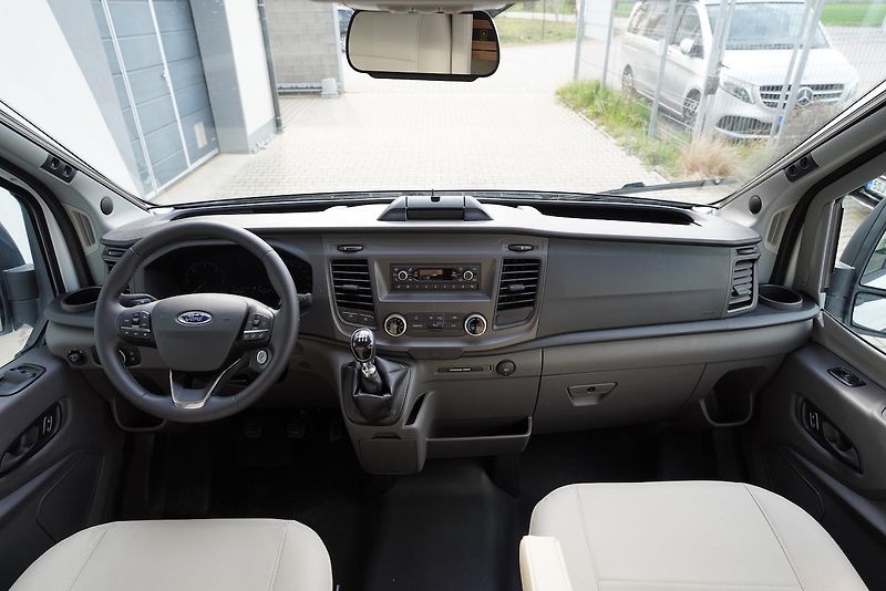 Karmann (2025) DEXTER 560 4x4   - fotka 9 z 19