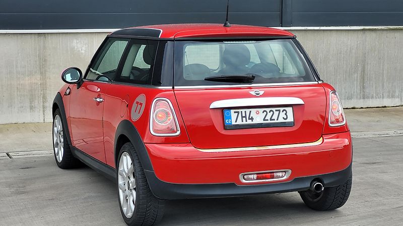 Mini One 1,6i 55Kw  - fotka 10 z 21