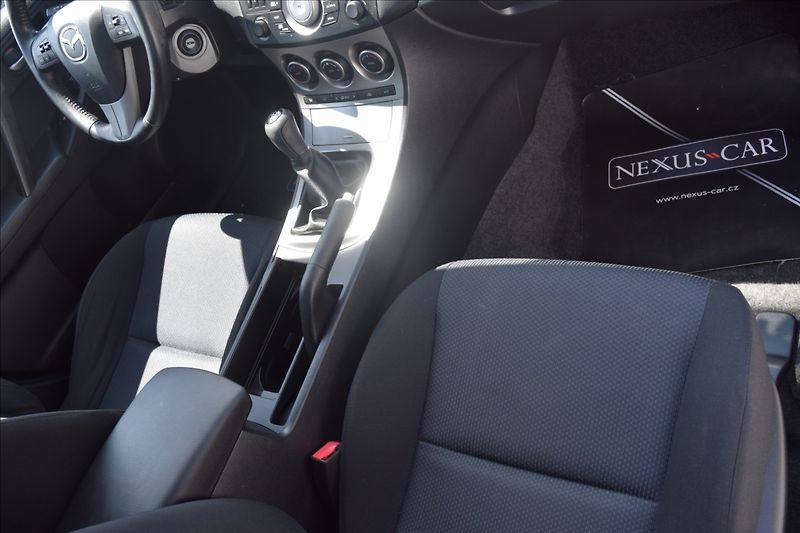 Mazda 3 1,6 i 77KW NOVÁ STK TOP STAV! - fotka 23 z 48