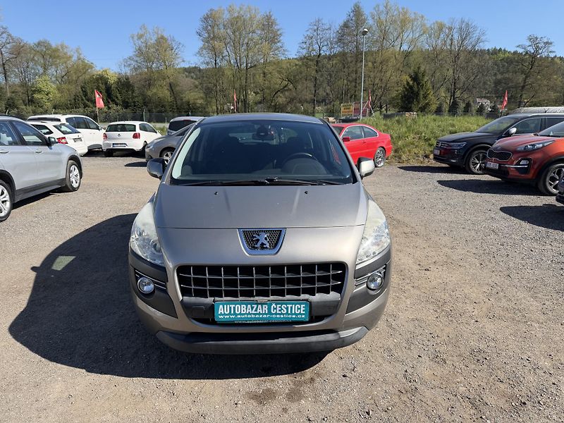 Peugeot 3008 1.6i 16V - fotka 2 z 21