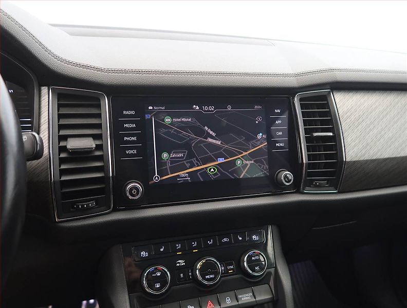 Škoda Kodiaq (2022) Style 2.0 TSI, digi klima - fotka 16 z 29