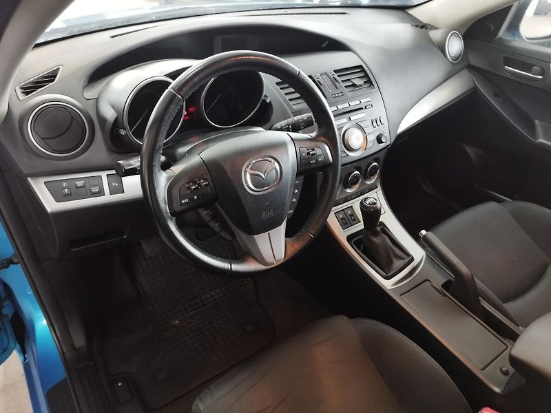 Mazda 3 (2011) 1,6I,77KW,AUT.KLIMA,17 ALU - fotka 19 z 30