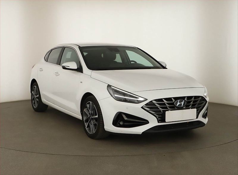 Hyundai i30 (2023) Style 1.5 T-GDI MHEV, ČR,1.maj - fotografie inzerátu
