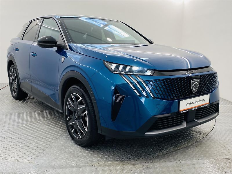 Peugeot 3008 1,2 e-DCS6 Hybrid Allure - fotka 23 z 24