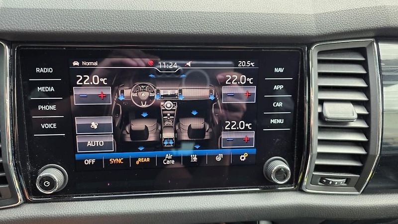 Škoda Kodiaq (2018) 2.0 TDI 140kW 4x4 DSG 7míst - fotka 35 z 43