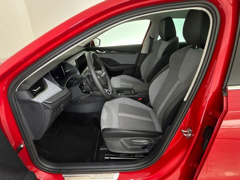 Škoda Octavia Top Selection DSG - fotka 7 z 29