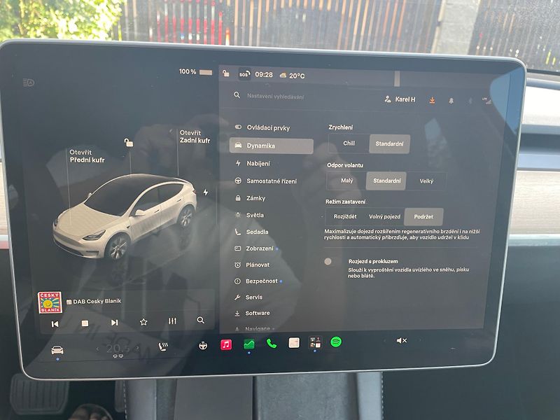 Tesla Model Y RWD 235kw 95,0 % - fotka 20 z 40