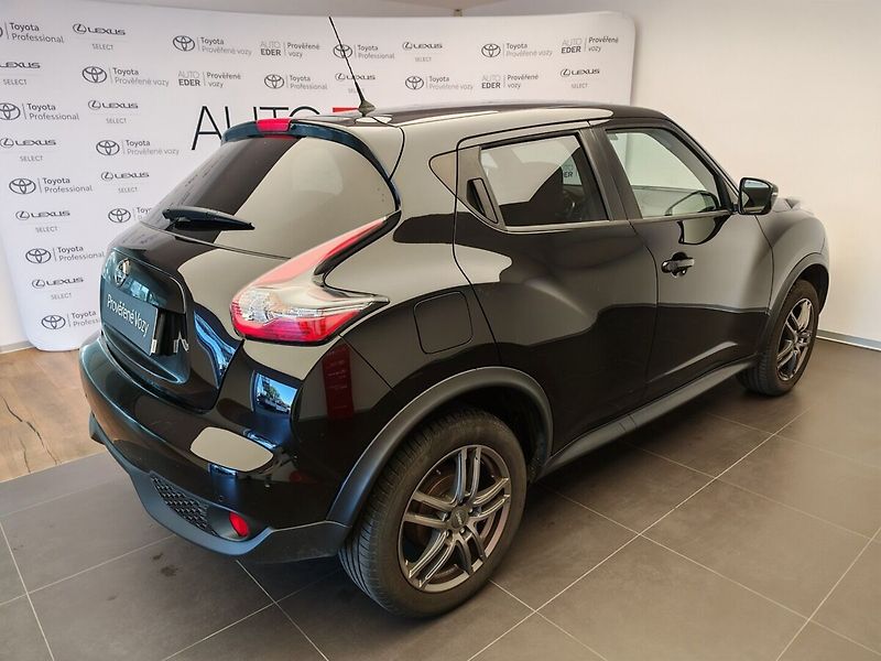 Nissan Juke 1.6 Acenta Automat - fotka 4 z 33