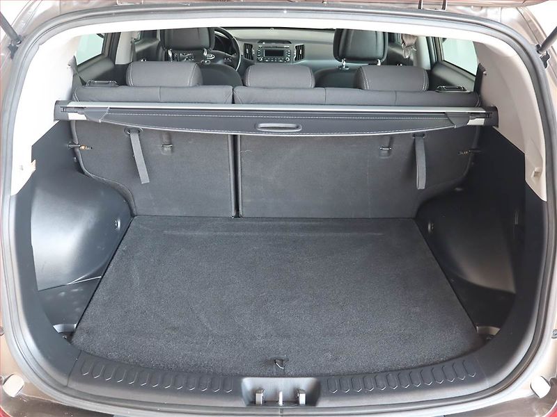 Kia Sportage (2014) 2.0 CRDi, 4X4, Serv.kniha - fotka 13 z 23