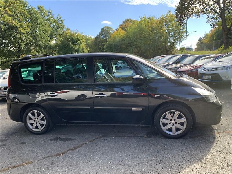 Renault Espace 2,0 7 MÍST KLIMA KŮŽE PANORAMA - fotka 4 z 24