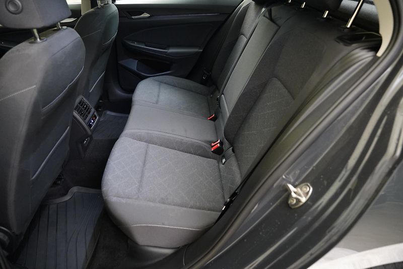 Volkswagen Golf - fotka 25 z 26