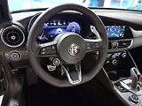 Alfa Romeo Giulia (2026) 2.0T 280k AT8 ZF Q4 4x4 Veloce - náhled 17