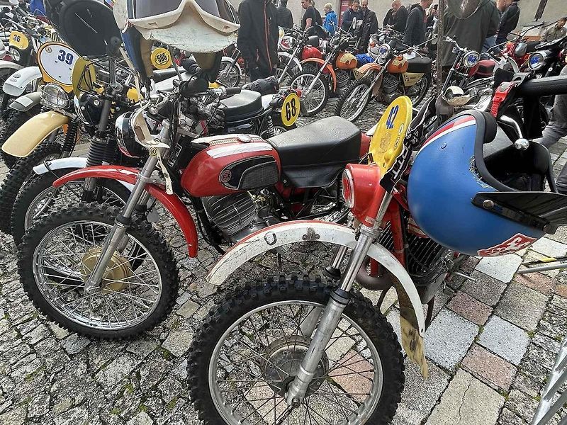 Vzpomínková motocyklová Soutěž Šumavou.