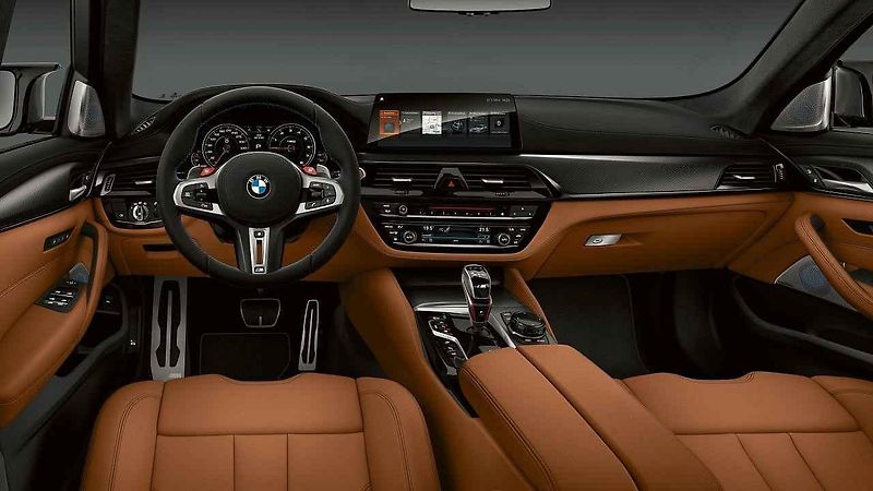 BMW M5 Competition.