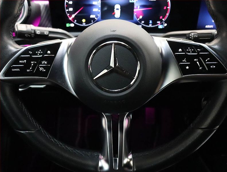 Mercedes-Benz Třídy A (2024) A 200 d - fotka 22 z 22