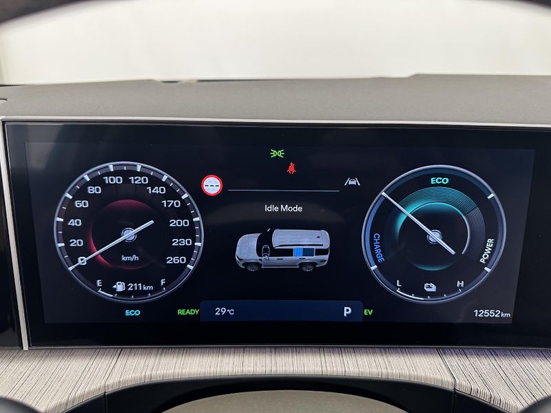 Hyundai Santa Fe 1.6*Hybrid*132kw*DPH*Vybava* - fotka 27 z 48