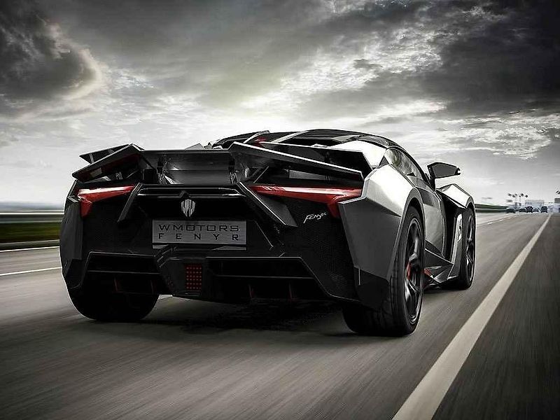 W Motors Fenyr SuperSport.