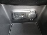 Hyundai ix20 (2014) 1,4CRDi SERVISKA VYHŘ.SEDADLA - náhled 28