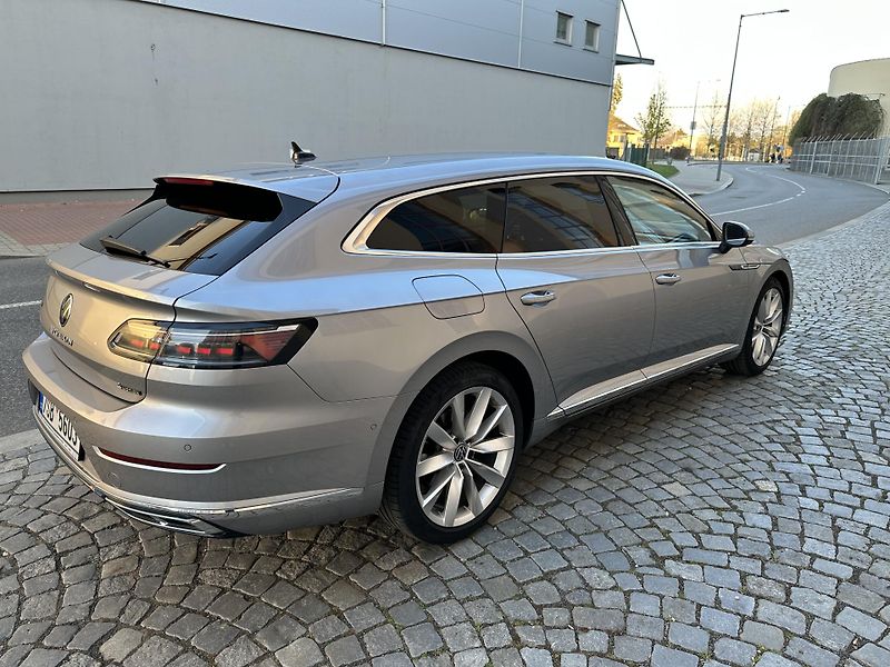 Volkswagen Arteon 2,0 TSI 206 KW R Line kam.360 - fotka 12 z 24