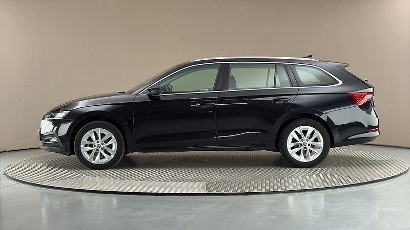 Škoda Octavia 2.0 TDI Style Combi - fotka 4 z 25